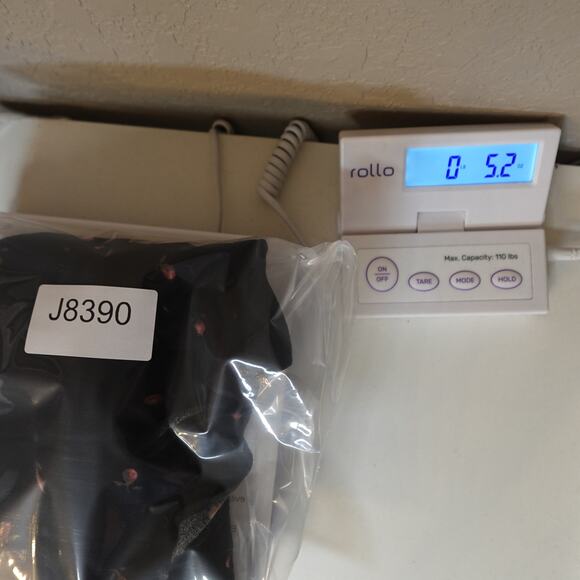 Reformation Top Womens 2 Elena Coco Black Rose Floral Ruffle Sweetheart Crepe - Picture 10 of 10